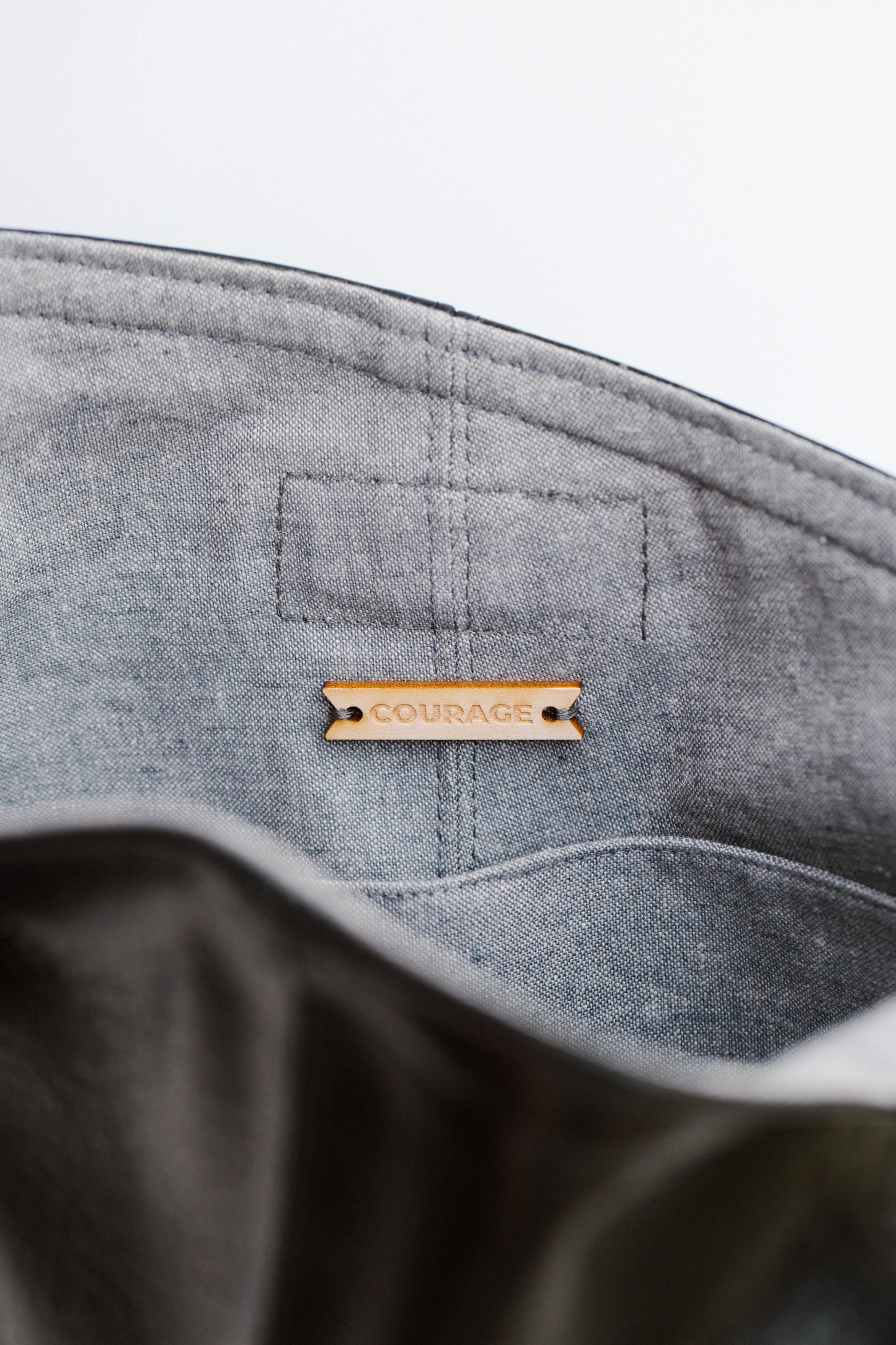 OVERCOMER tote bag | ONYX.