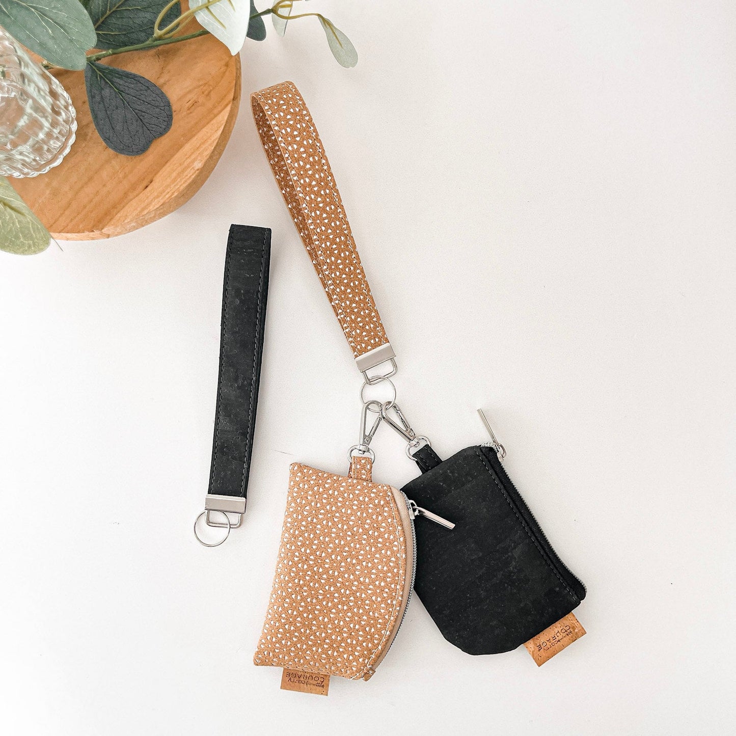 MOVER & SHAKER wristlet