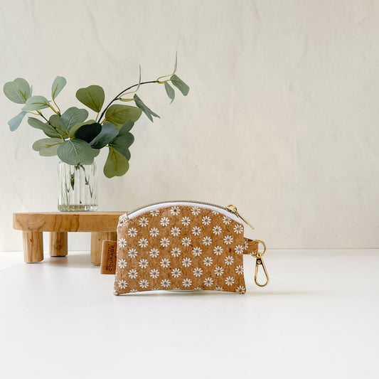 MOVER & SHAKER curvy pouch