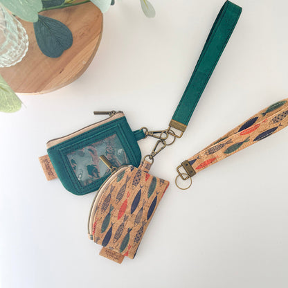 MOVER & SHAKER wristlet