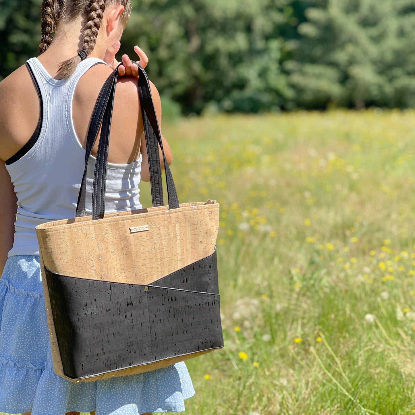 ADVOCATE zippered tote | COAL