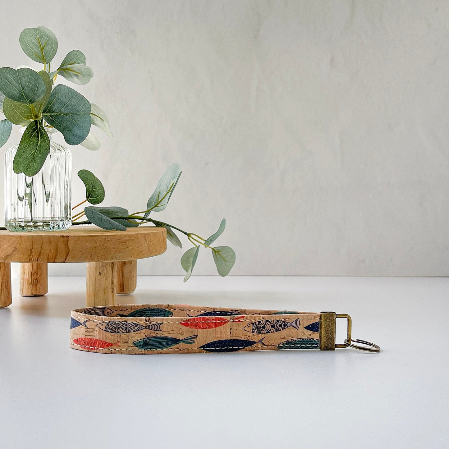 MOVER & SHAKER wristlet